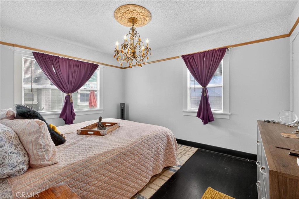 Craftsman Village Historic District - Residential Income