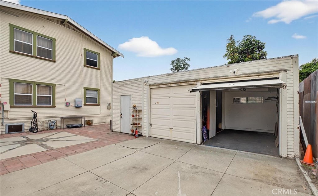 Craftsman Village Historic District - Residential Income