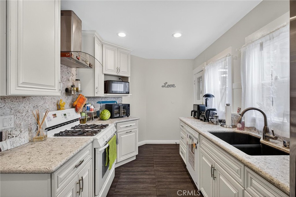 Craftsman Village Historic District - Residential Income