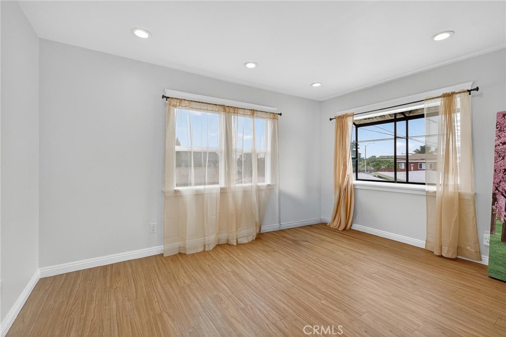 Craftsman Village Historic District - Residential Income