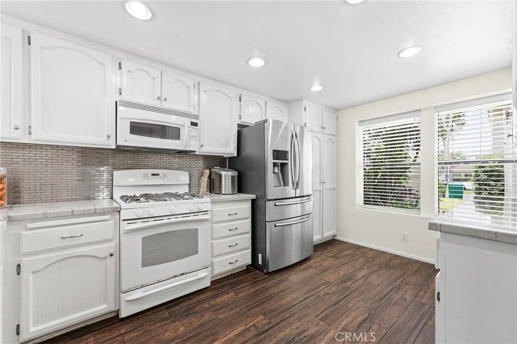 30 Park Vista