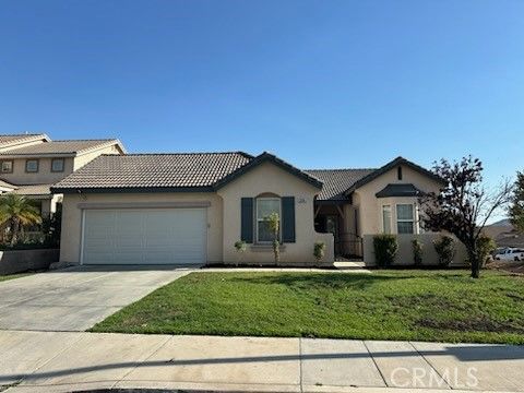 Photo of 25119 Ridgemoor Road, Menifee, CA 92586 (MLS # SW26119423)