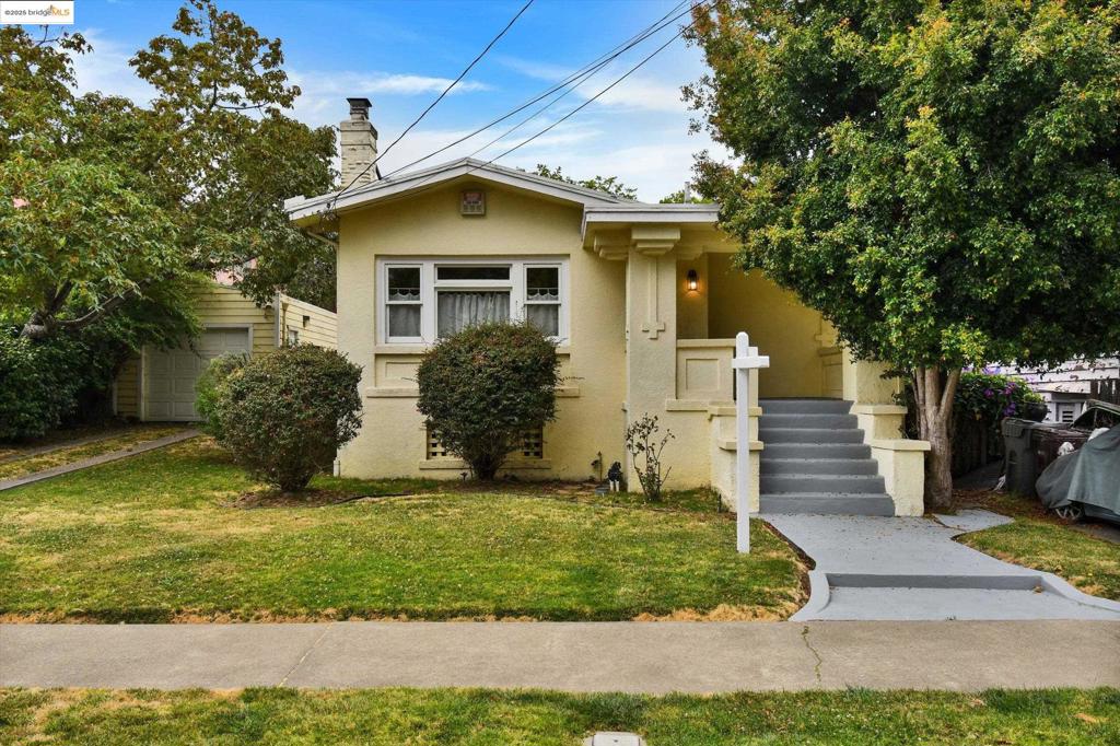 Welcome to 3817 Woodruff Ave, a thoughtfully updated 2-bed, 1-bath bungalow in the heart of Oakland’s Glenview neighborhood. Fresh interior paint sets the tone for a warm, inviting space, while updated kitchen appliances bring modern ease to everyday living. The 1,180+/- sq ft layout balances charm and functionality, and the spacious backyard offers endless potential–perfect for outdoor dining, gardening, or play. This move-in-ready home blends classic character with smart updates, making it an ideal retreat in one of Oakland’s beloved communities.