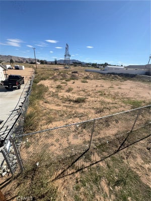 ADDRESS PRIVATE, HESPERIA, CA  - Image 3ecbefbdfbd61a1999fe8ee8b3bcdafa/3849347041