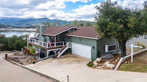 Photo of 8744 Bluff Court, Lake Nacimiento, CA 93426 (MLS # NS25260916)