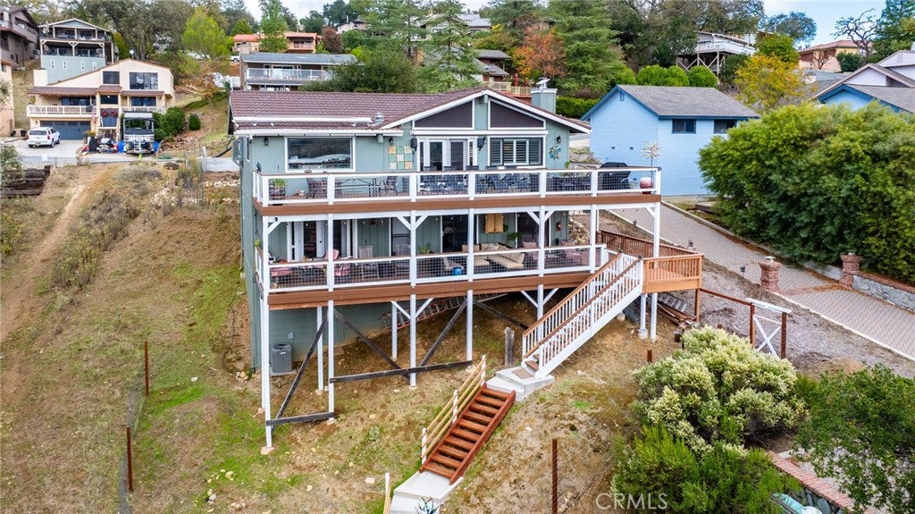 8744 Bluff Court