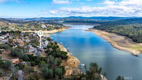 Tiny photo for 8744 Bluff Court, Bradley, CA 93426 (MLS # NS25260916)