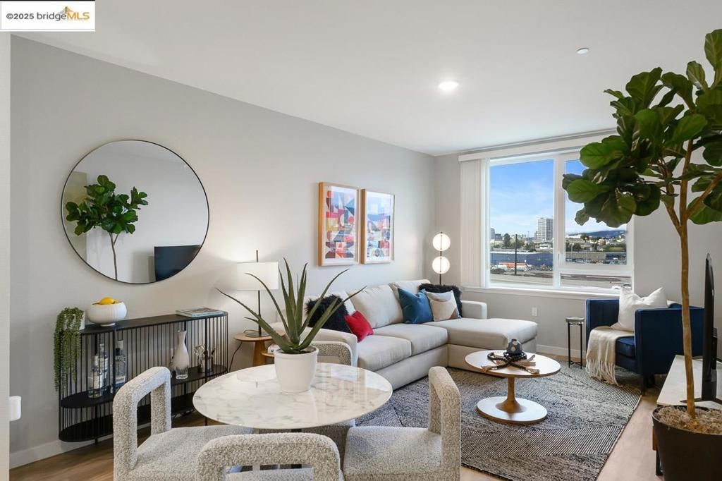 Photo of 260 Brooklyn Basin Way Way #436, Oakland, CA 94606 (MLS # 41114672)