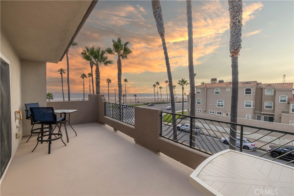 OCEAN VIEWS! Experience coastal living at its finest with this beautifully FURNISHED 2-bedroom, 2-bathroom + den unit located just steps from the beach at 1516 Pacific Coast Hwy, Huntington Beach. Enjoy breathtaking beach views from almost every room, including the den, and take in stunning sunsets from your private oceanfront deck. Recently renovated, this home features a spacious, open-concept living area with vaulted ceilings, wide-plank white oak wood floors, and a modern linear fireplace.
The chef's kitchen comes equipped with solid wood cabinets, granite countertops, double ovens, a microwave, refrigerator, and a convenient laundry area with washer and dryer. The unit also includes 2 flat-screen TVs and a 5.1 surround sound system for the ultimate viewing and listening experience.
Enjoy secure building access, two assigned parking spaces, and ample guest parking. Located across from the beach and just minutes from Pacific City, Main Street dining, and dog beach—this location offers the best of both relaxation and recreation.
Owner covers water, trash, gardener, and HOA dues. Tenant responsible for gas, electricity, and Wi-Fi.
Don’t miss out on this rare beachside opportunity!