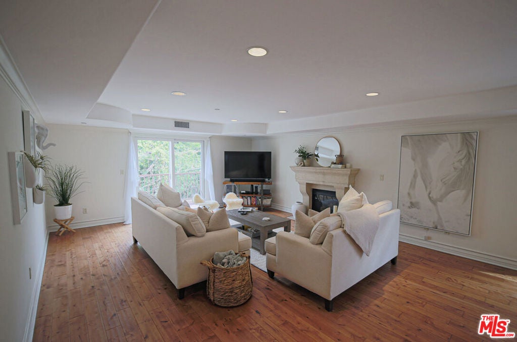 Photo of 10390 La Grange Avenue #PH3, Los Angeles, CA 90025 (MLS # 26851907)