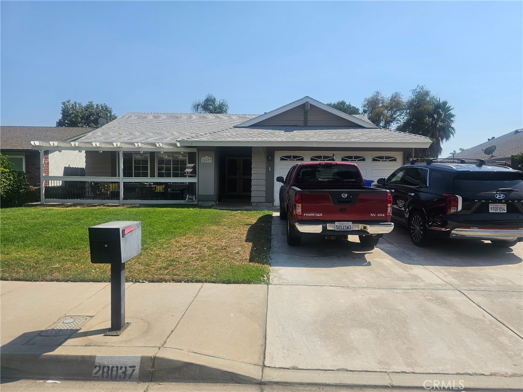 Welcoming single level home with inviting front porch. Home features an open floor plan with lovely kitchen with coffered ceiling, fireplace in the living room and abundant natural lighting. Spacious covered patio overlooking expansive rear yard, RV parking parking available, fully fenced yard. Roof is less than 2 years old.