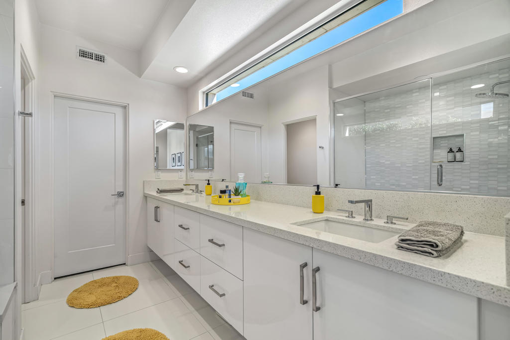 The Que at Vibe - Residential