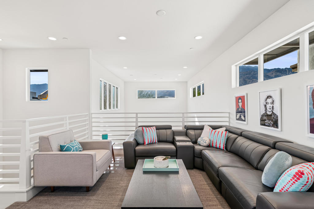 The Que at Vibe - Residential