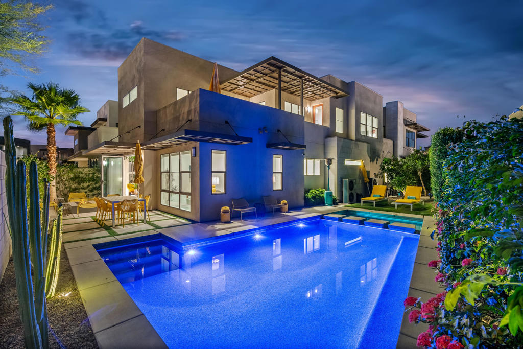 The Que at Vibe - Residential