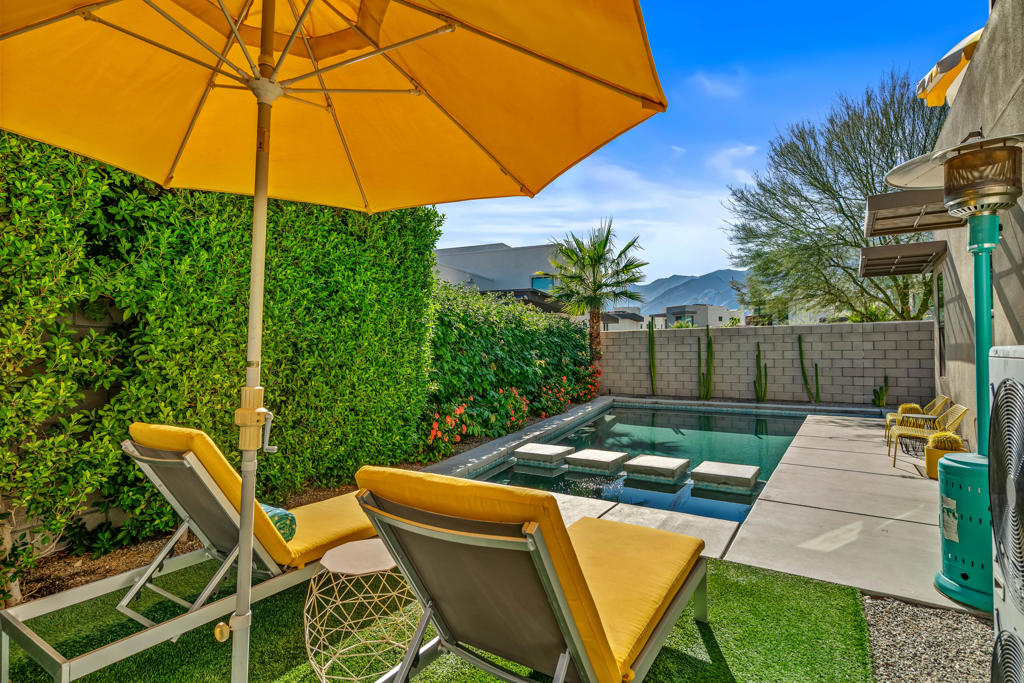 The Que at Vibe - Residential