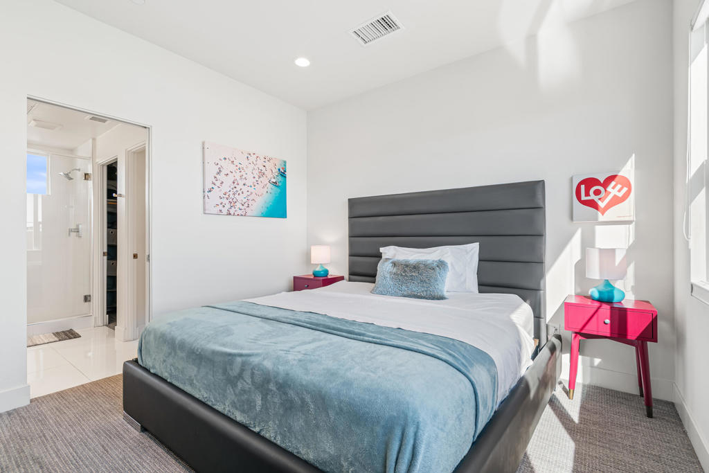 The Que at Vibe - Residential