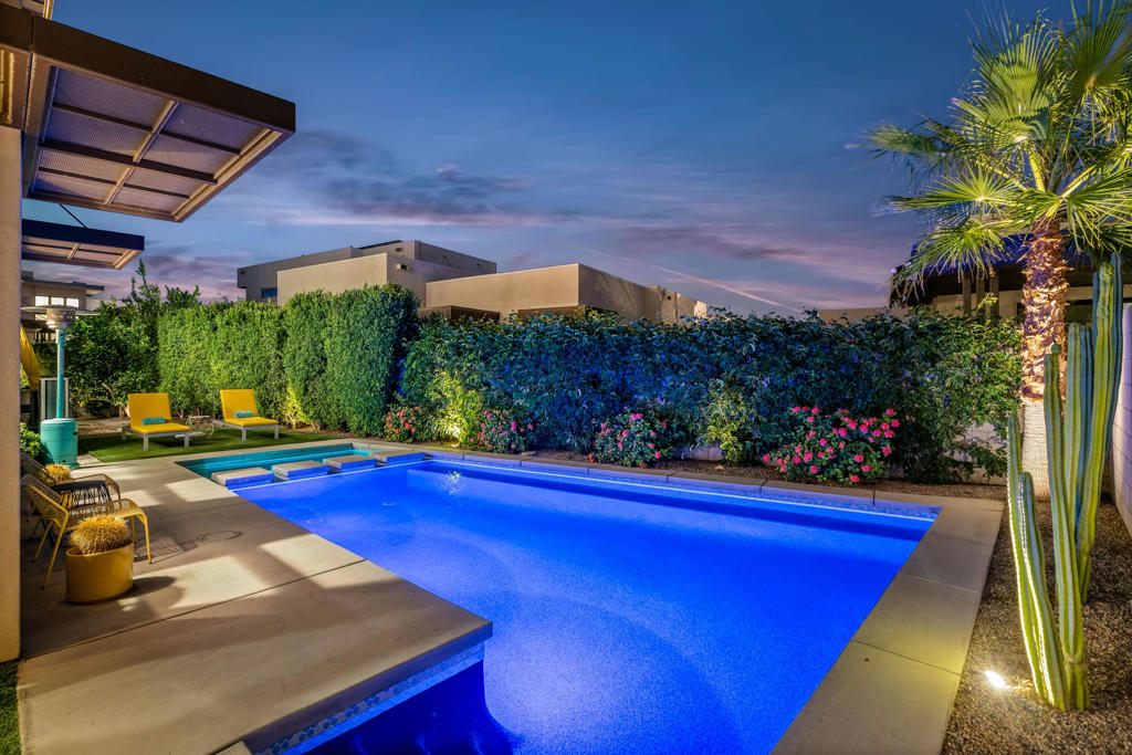 The Que at Vibe - Residential