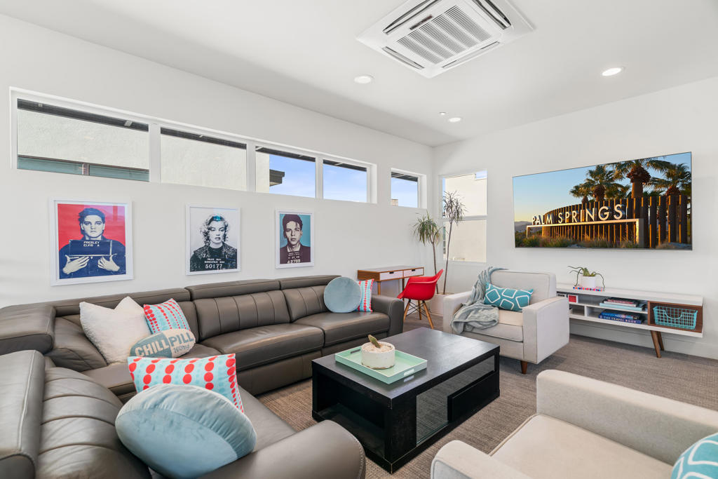 The Que at Vibe - Residential