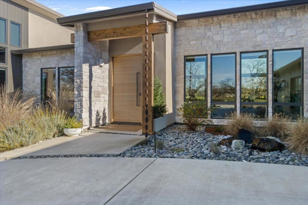 22215 Grand Estates Drive