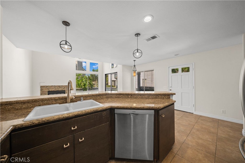 97 Fallingstar 56, Irvine CA 92614 - Photo 13
