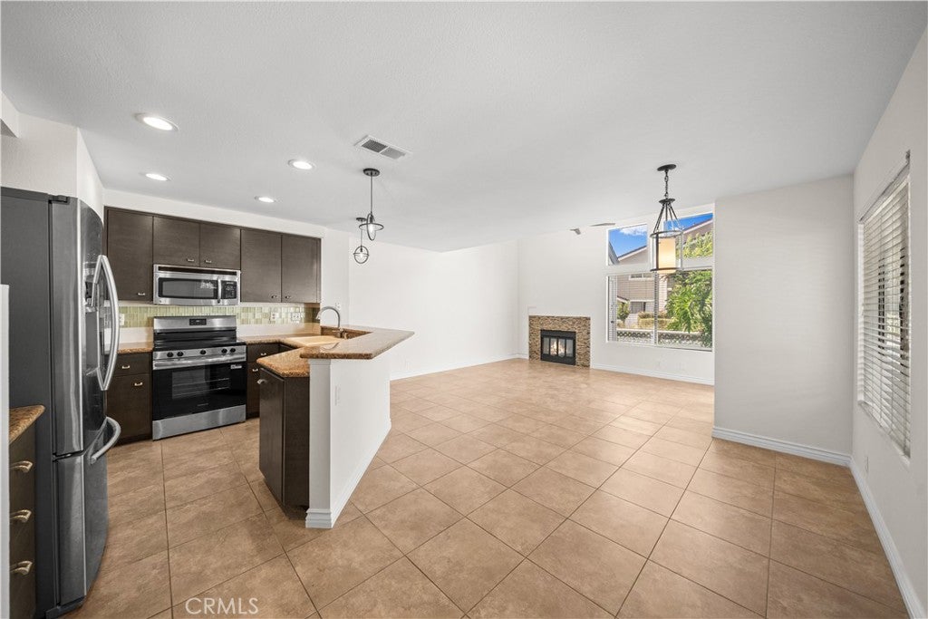 97 Fallingstar 56, Irvine CA 92614 - Photo 6