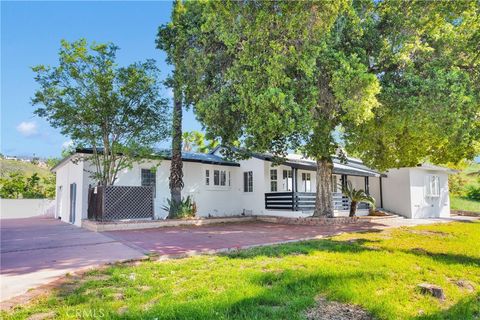 Photo of 3489 Circle Road, San Bernardino, CA 92405 (MLS # HD25232655)