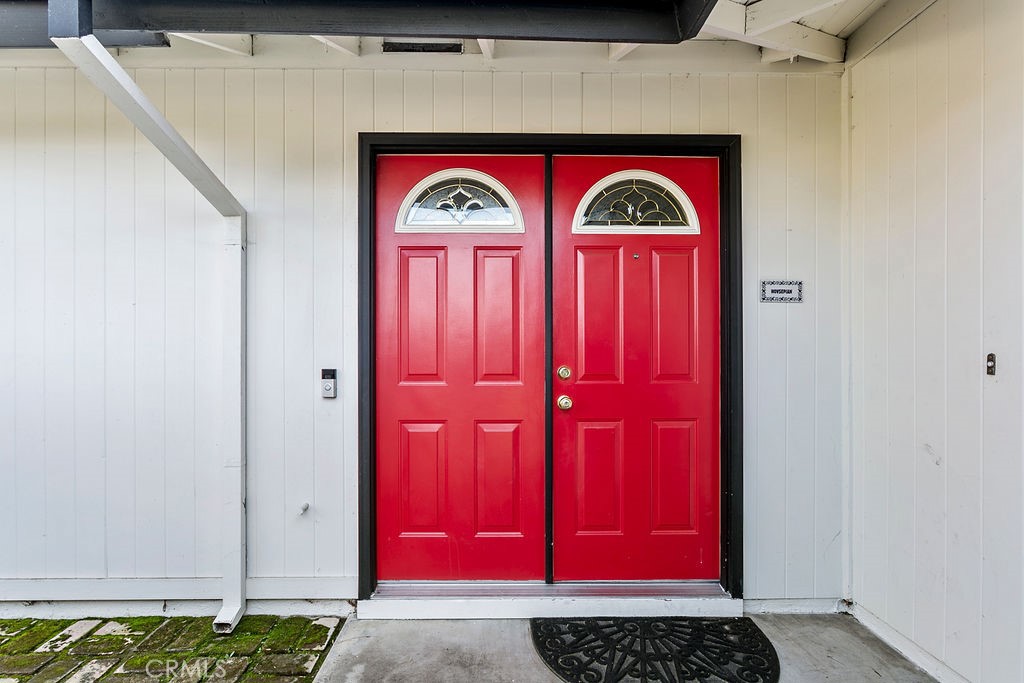 1524 E Riverview Avenue