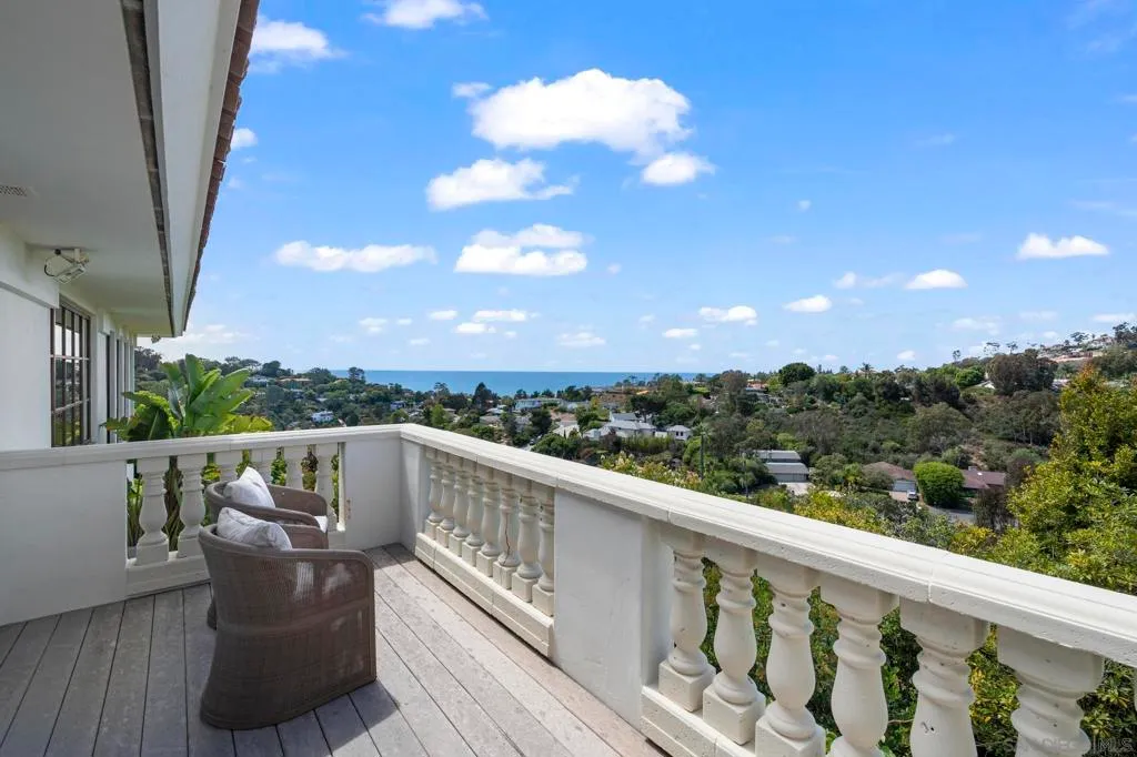 La Jolla, California 92037, United States, 5 Bedrooms Bedrooms, ,9 BathroomsBathrooms,Residential,Active,193749