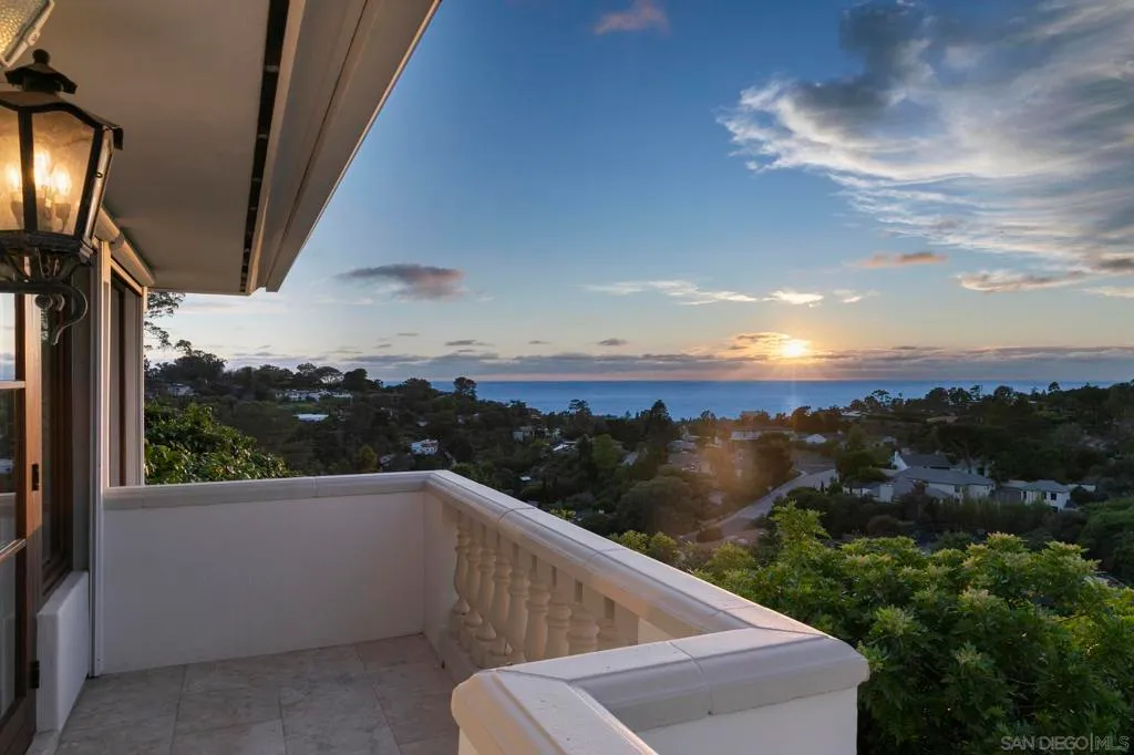La Jolla, California 92037, United States, 5 Bedrooms Bedrooms, ,9 BathroomsBathrooms,Residential,Active,193749