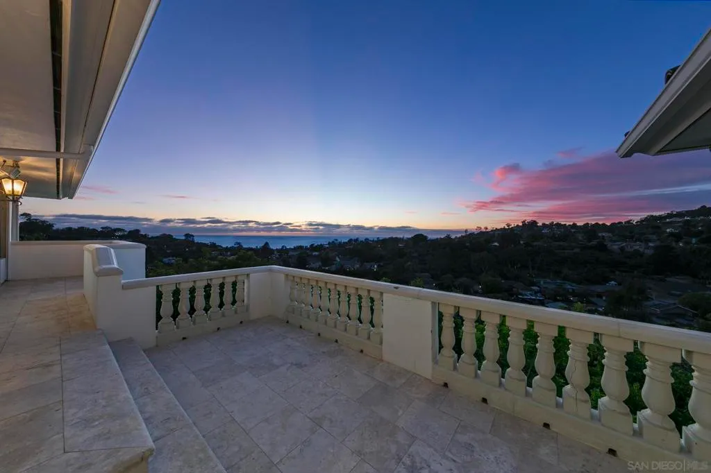 La Jolla, California 92037, United States, 5 Bedrooms Bedrooms, ,9 BathroomsBathrooms,Residential,Active,193749