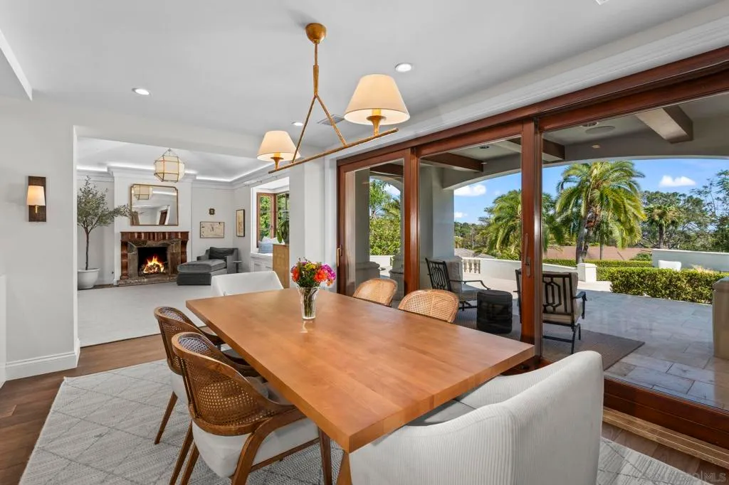 La Jolla, California 92037, United States, 5 Bedrooms Bedrooms, ,9 BathroomsBathrooms,Residential,Active,193749