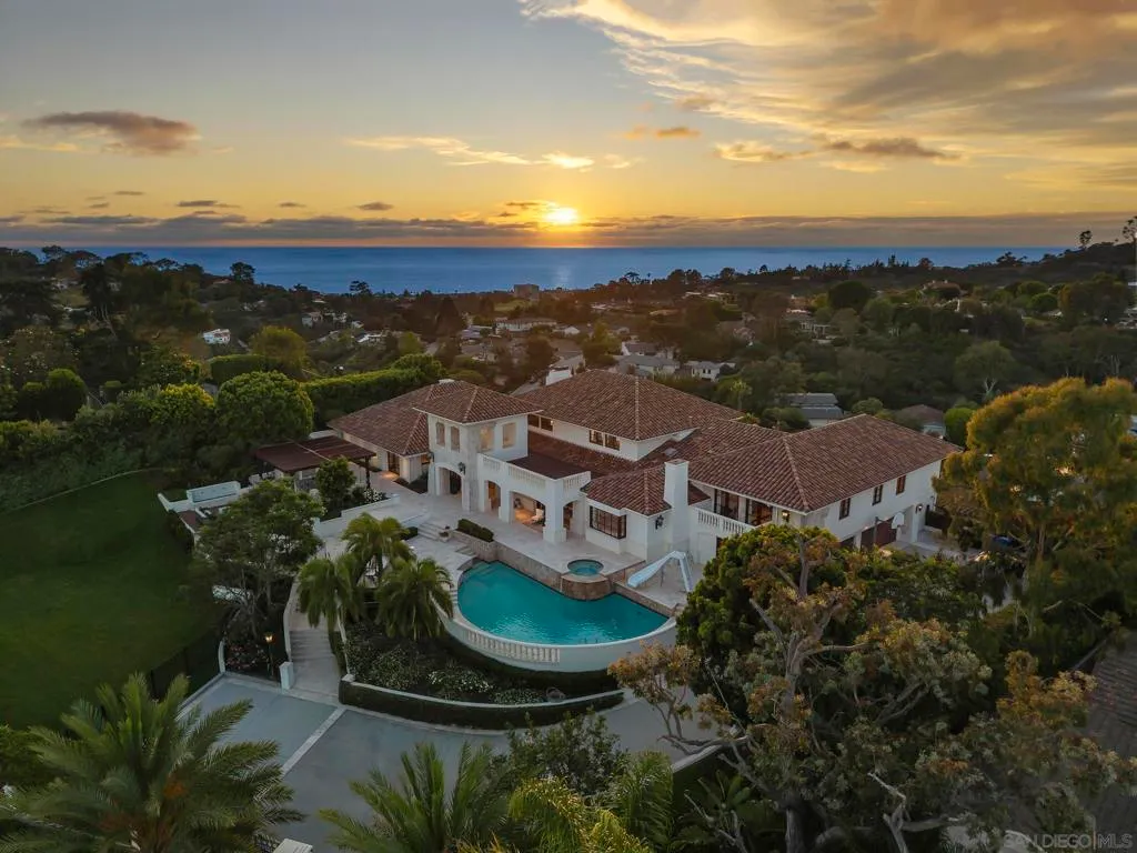 La Jolla, California 92037, United States, 5 Bedrooms Bedrooms, ,9 BathroomsBathrooms,Residential,Active,193749