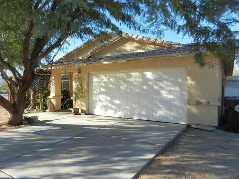 Photo of 1252 Roselle Avenue, Thermal, CA 92274 (MLS # 219137965DA) Photo of 1252 Roselle Avenue, Thermal, CA 92274 (MLS # 219137965DA)