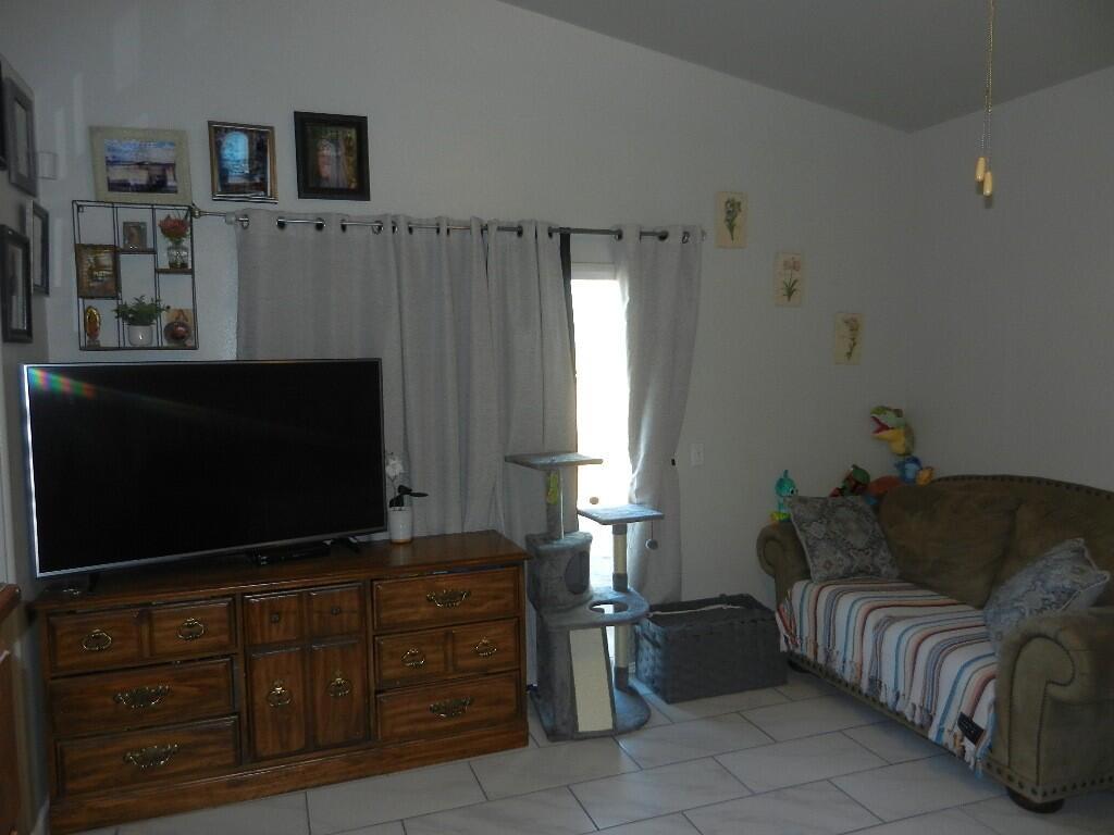 Vista Del Mar - Residential