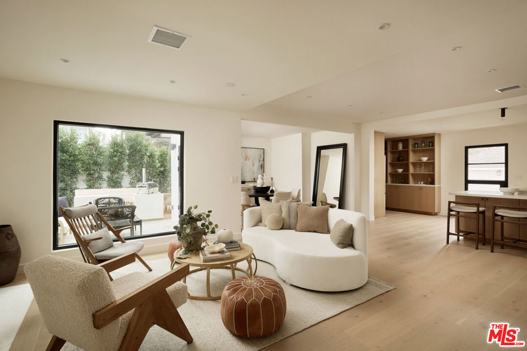 2757 Overland Avenue