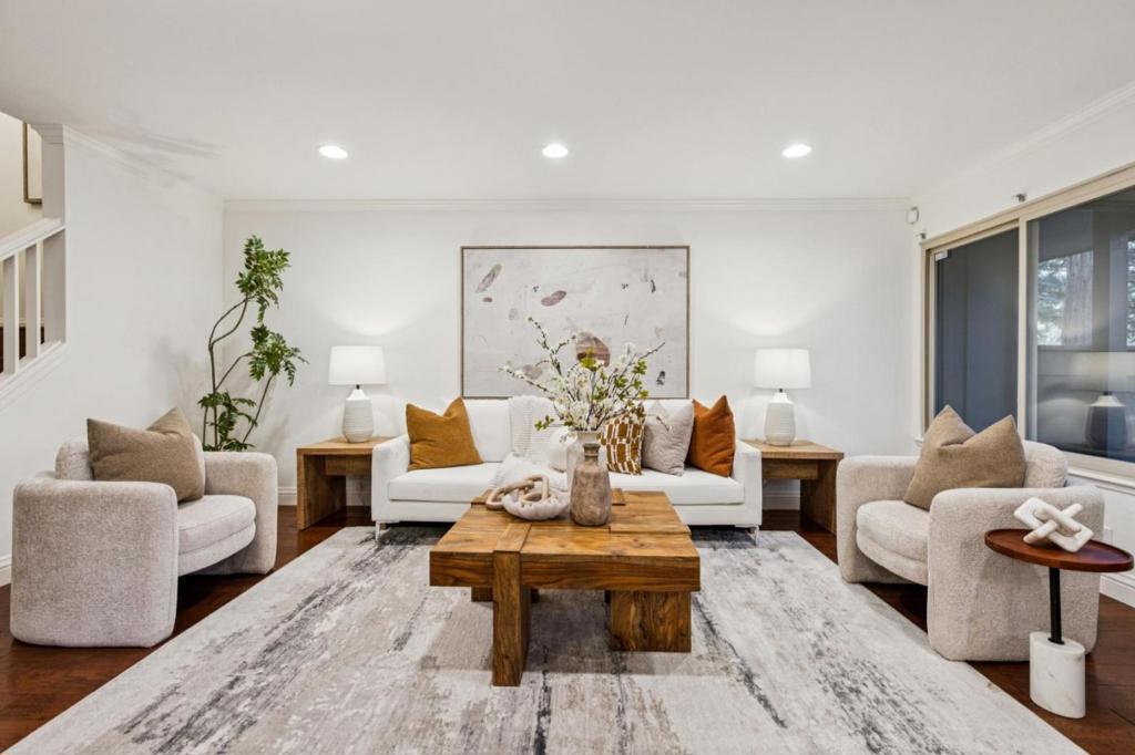 104 Cherry Hill Court