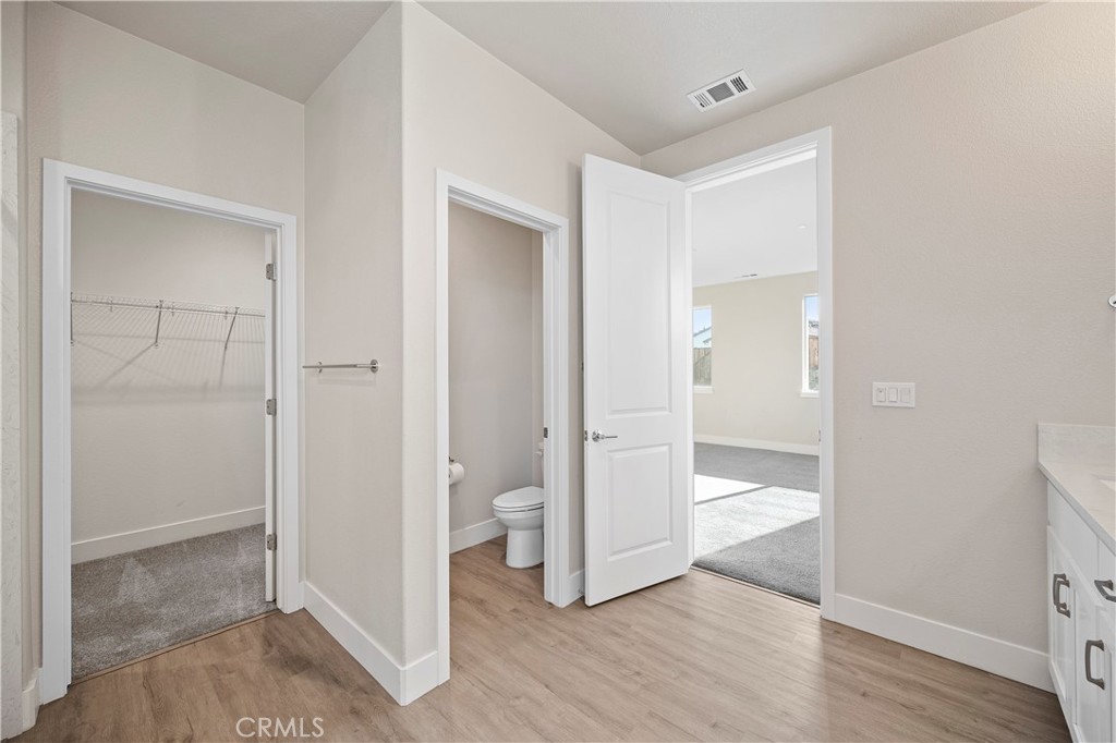 5541 Promontory