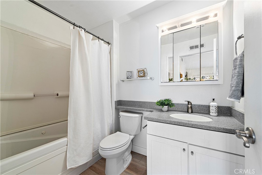 Foothill Townhomes (FHT) - Residential Lease