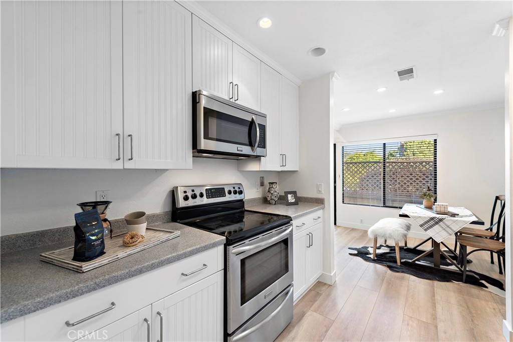 Foothill Townhomes (FHT) - Residential Lease