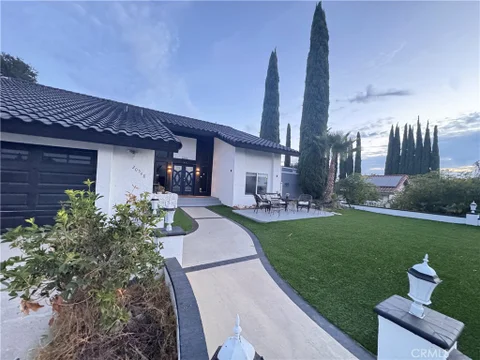 MLS: TR26184777