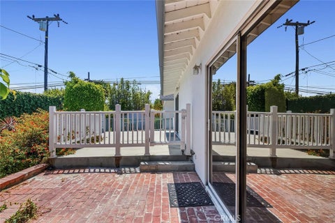 Tiny photo for 4 Mansfield Lane, Camarillo, CA 93010 (MLS # SR26119027)