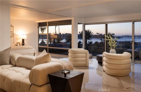 2525 Ocean Boulevard 1C Corona Del Mar CA 92625