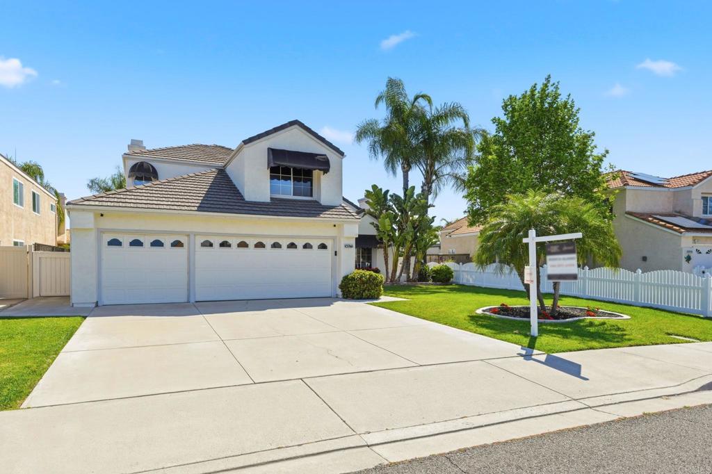 30172 Calle Belcanto