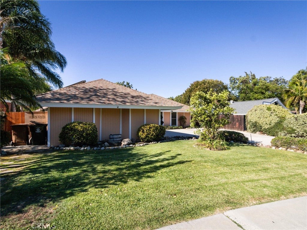 2606 Sherwood Drive