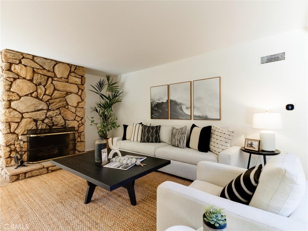 2606 Sherwood Drive