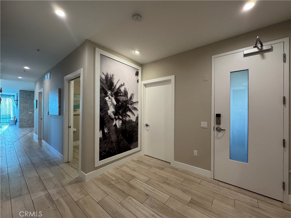 3025 Byron Street 201