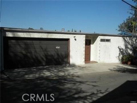 Photo of 4345 Camello Road, Woodland Hills, CA 91364 (MLS # SR25251949)