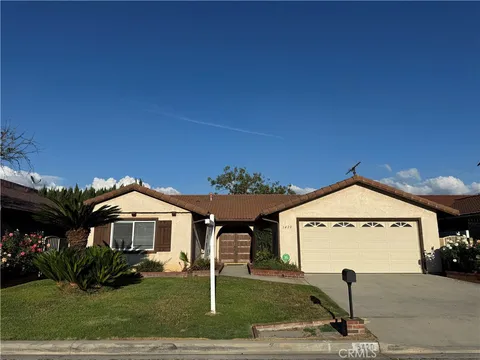 MLS: OC26068918