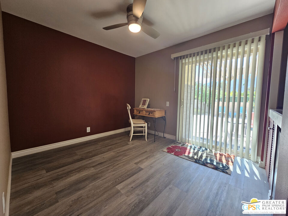 Sunrise Palms - Residential