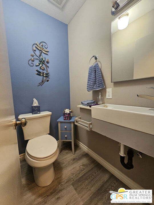 Sunrise Palms - Residential